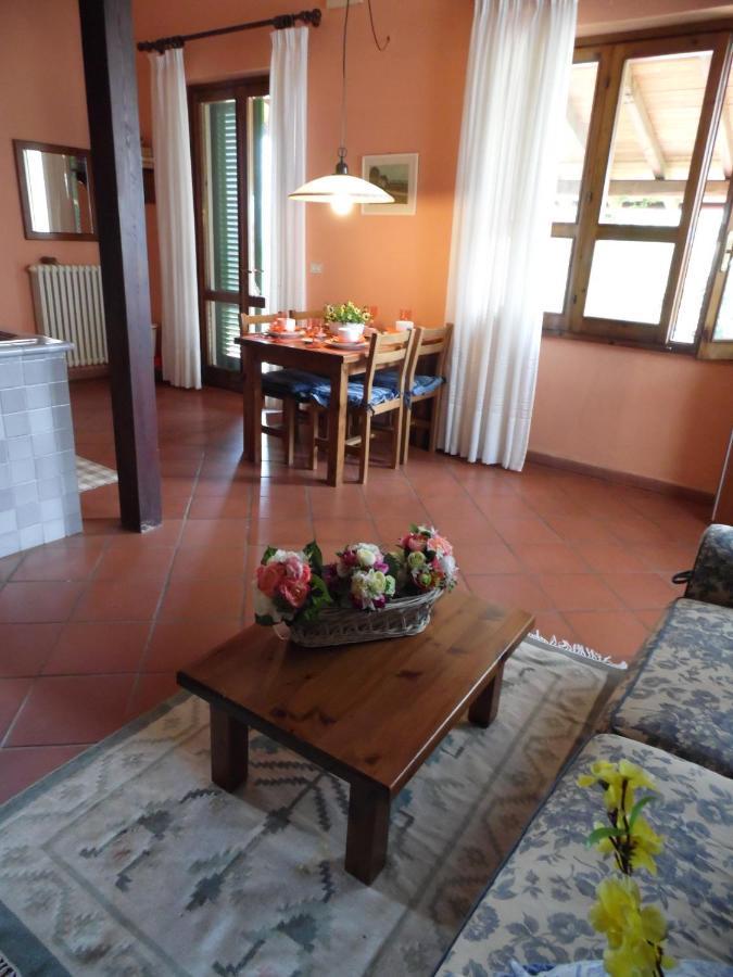 Casa Vacanze Casa Italia Lamporecchio Exterior foto